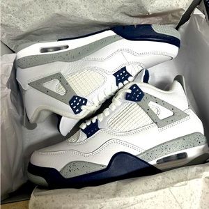 also selling these! brand new and also never worn! who wants them??